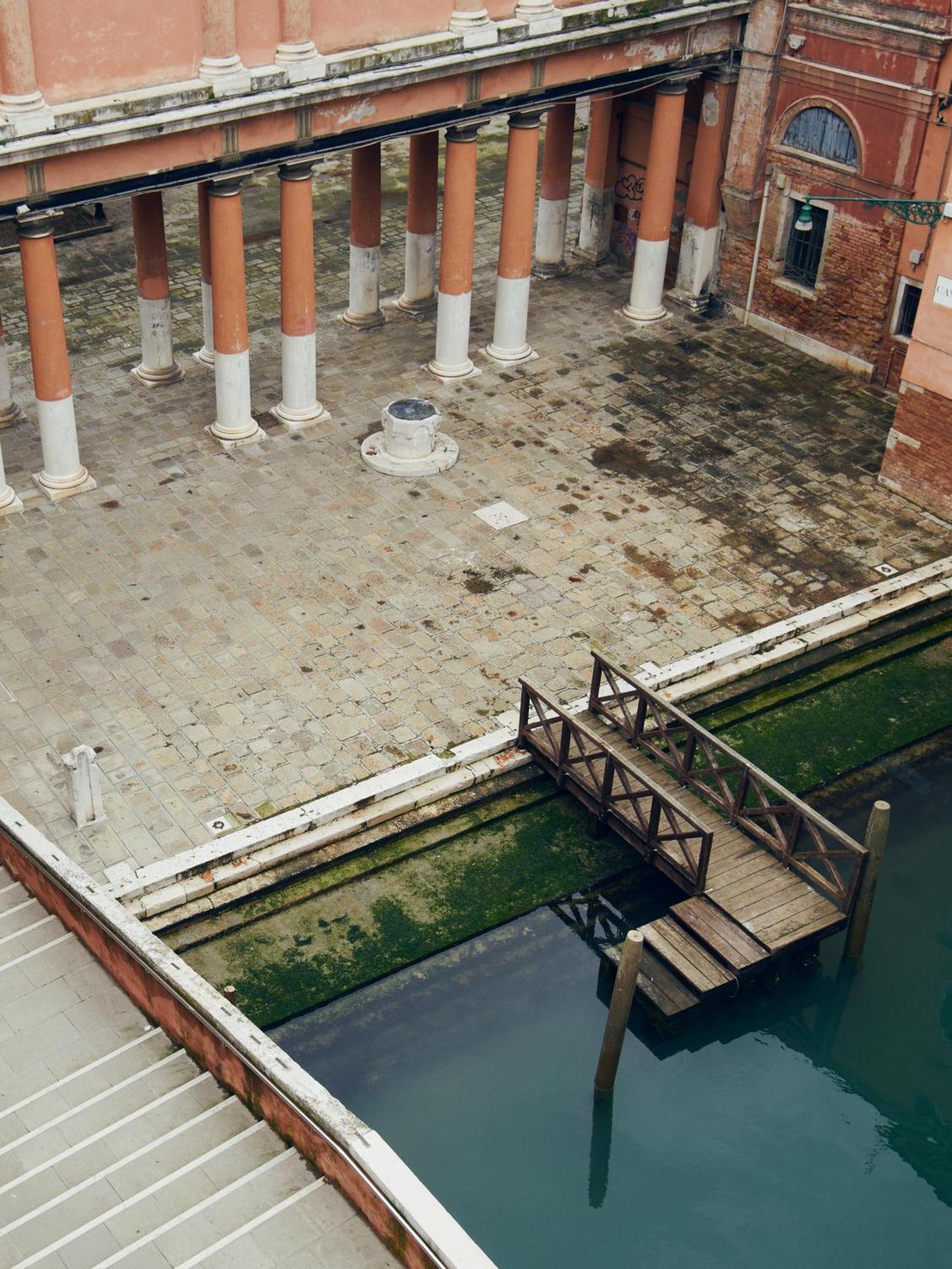 Aparthotel Palazzo Contarini Della Porta Di Ferro Venecia Exterior foto